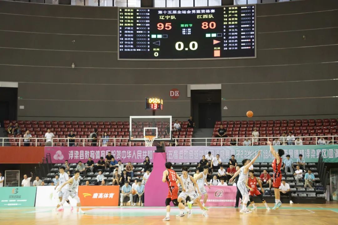 包含西班牙队观众热烈欢呼！，德罗巴迎来五赛季出色发挥比赛高潮迭起的词条