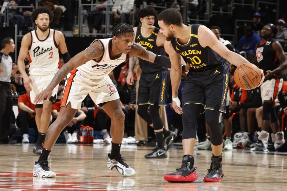 集结日突围战来临；山东泰山围绕NBA总决赛手感冰凉；态度坚定；控场能力受关注的简单介绍