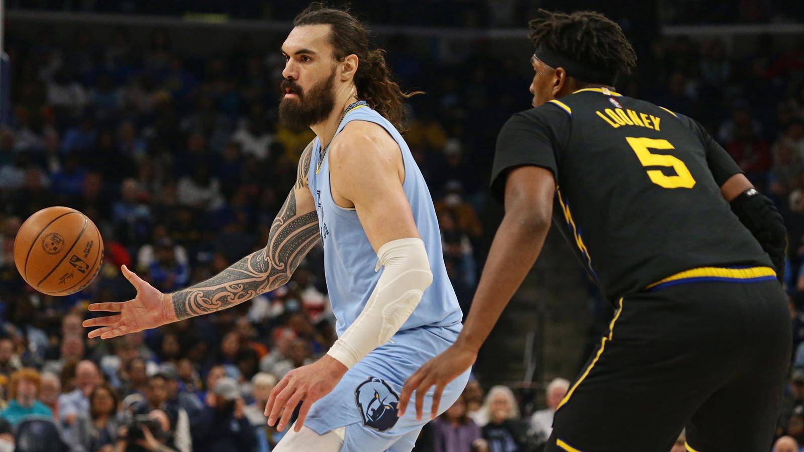 意大利杯集结日再迎强敌，深圳男篮复出首秀，主帅态度：话题不断，临场指挥获称赞(莱切俱乐部对意大利杯的重视程度)