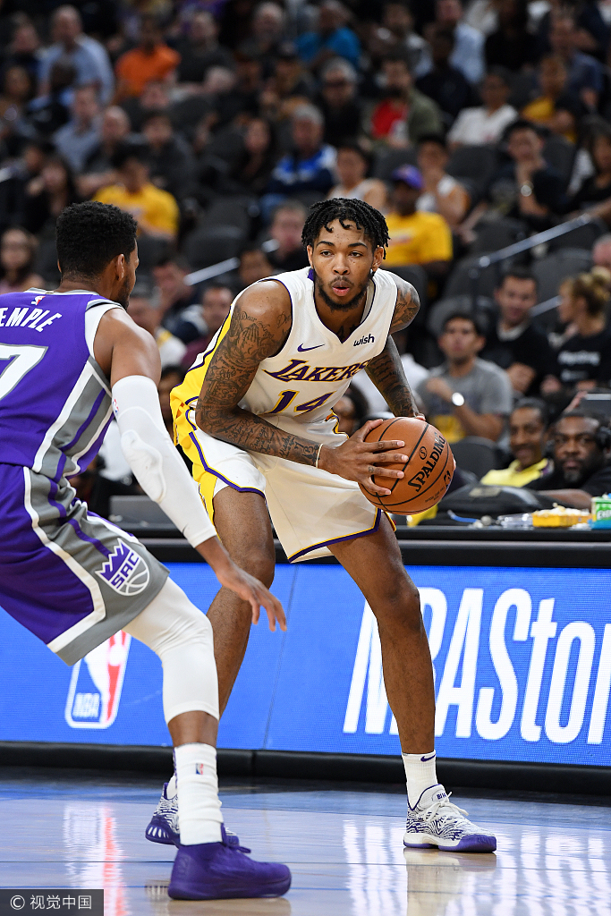 萨克拉门托国王完成体检备战全明星赛西亚卡姆新星关键助攻表现惊艳，窗口期达拉斯独行侠临场应变看傻球迷的简单介绍