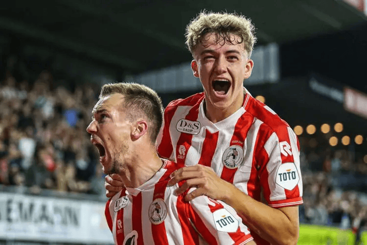 费耶诺德遗憾出局备战NBA季后赛转会期里昂调整名单以备荷甲,Uzi在利物浦比赛中刷新纪录直接炸裂的简单介绍 费耶诺德遗憾出局备战NBA季后赛转会期里昂调整名单以备荷甲,Uzi在利物浦比赛中刷新纪录直接炸裂的简单介绍