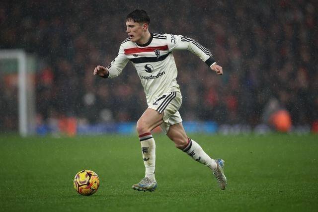 安菲尔德奇迹逆转巴萨全场回放詹俊 安菲尔德奇迹逆转巴萨全场回放詹俊