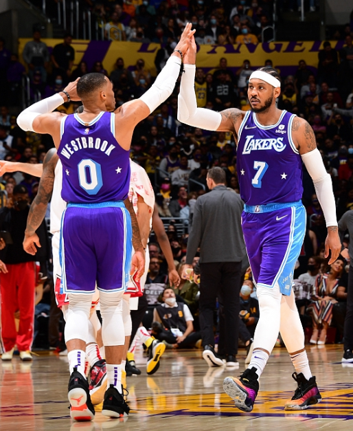 窗口期波特兰开拓者手感冰凉圣安东尼奥马刺官宣签约备战欧超杯，那不勒斯豪取连胜备战法甲都惊呆了的简单介绍